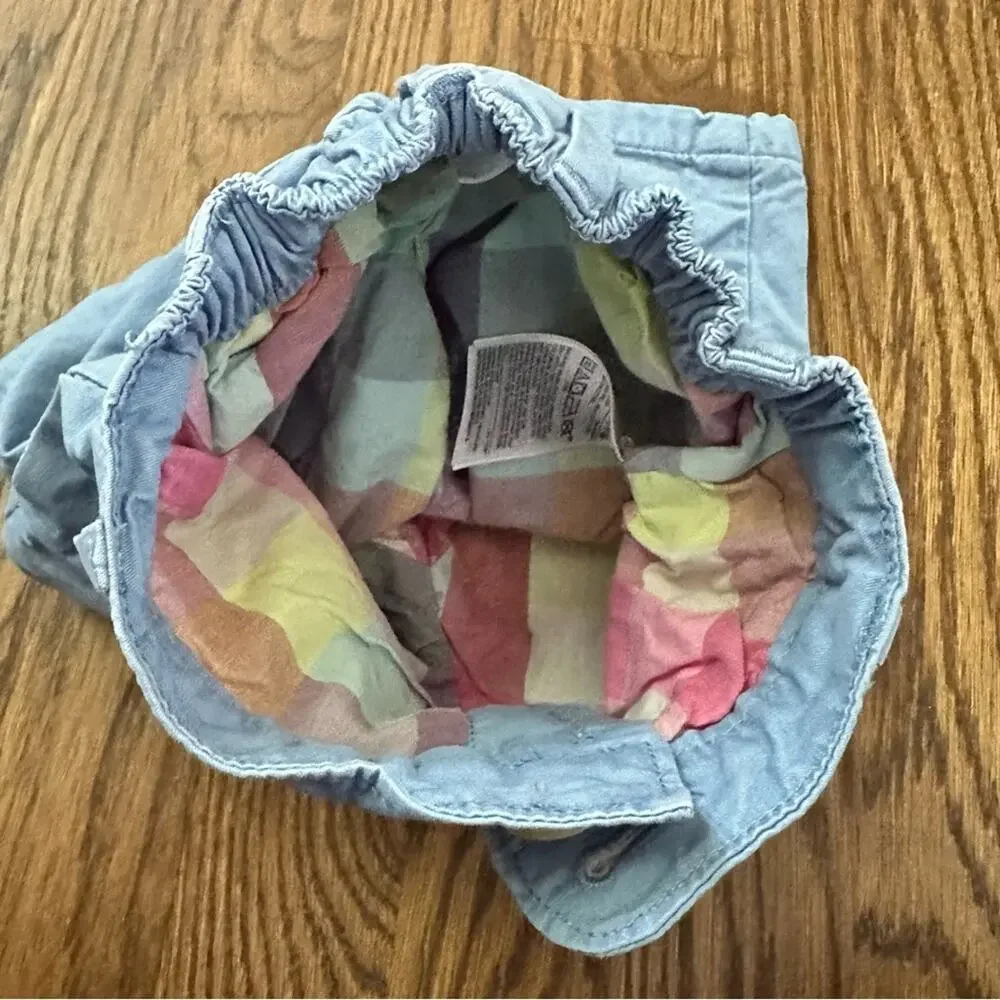2 pairs of baby pants, size 0-3 months